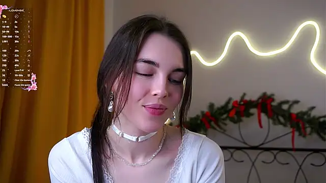 Snapshot of MirnaTellado chatting on 25, 2, 2026 MirnaTellado online show from 25, 2, 2026