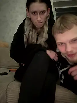 Snapshot of HotcoupleTrouble chatting on 15, 1, 2026 HotcoupleTrouble online show from 15, 1, 2026