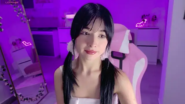 Snapshot of Blush_Marie chatting on 25, 4, 2026 Blush Marie online show from 25, 4, 2026