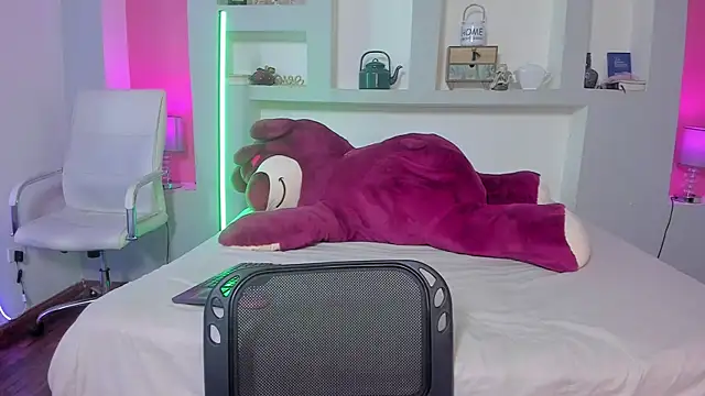 Snapshot of Rosy_Sweet chatting on 25, 2, 2026 Rosy Sweet online show from 25, 2, 2026