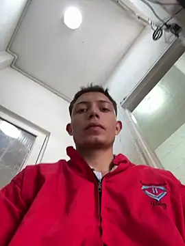 Snapshot of santiObrero chatting on 25, 5, 2026 santiObrero online show from 25, 5, 2026