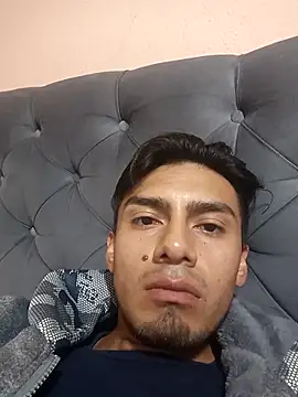 Snapshot of Elmachod18cm chatting on 15, 1, 2026 Elmachod18cm online show from 15, 1, 2026