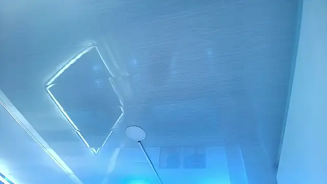 Snapshot of Zoe_swan chatting on 1, 3, 2026 Zoe swan online show from 1, 3, 2026