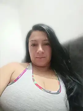 Snapshot of Katysaez chatting on 21, 5, 2026 Katysaez online show from 21, 5, 2026