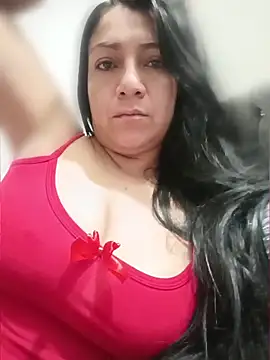 Snapshot of Katysaez chatting on 1, 6, 2026 Katysaez online show from 1, 6, 2026