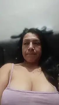Snapshot of Katysaez chatting on 17, 6, 2026 Katysaez online show from 17, 6, 2026