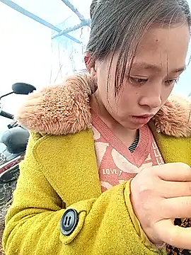 Snapshot of Hari-saka chatting on 9, 2, 2026 Hari-saka online show from 9, 2, 2026