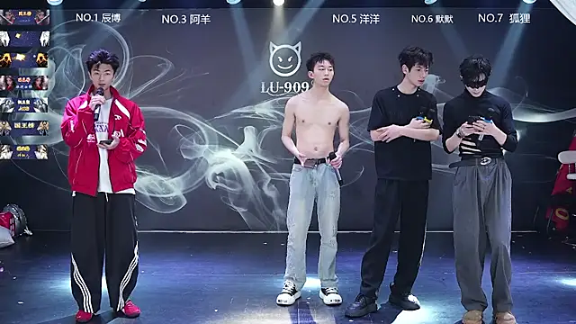 Snapshot of MS-180- chatting on 4, 4, 2026 MS-180- online show from 4, 4, 2026