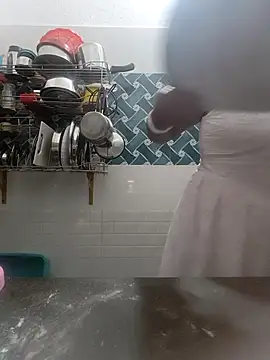 Hot-Tinaa online show from 29, 3, 2026