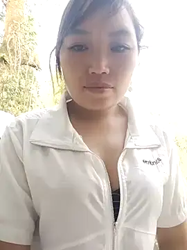 lia-coy online show from 13, 4, 2026