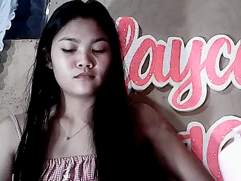 PinaySkinnyJust18 online show from 17, 1, 2026