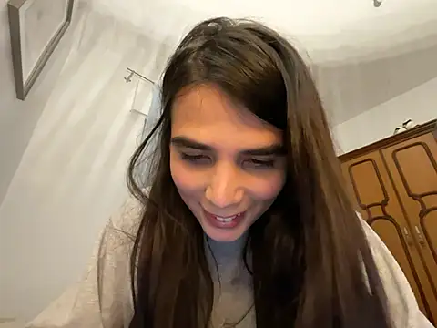 Lily WellGifted online show from 4, 2, 2026