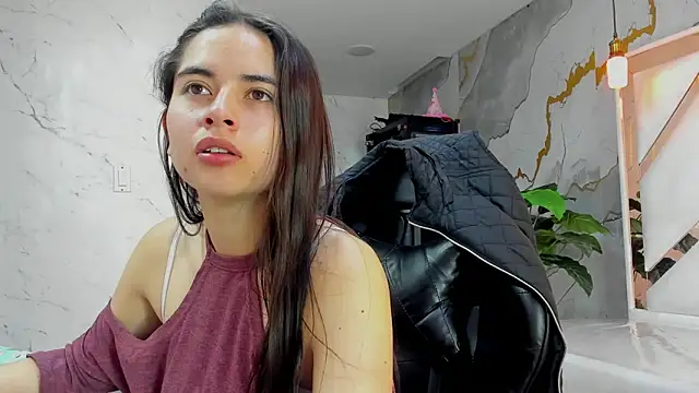 Qetsyah tf online show from 13, 4, 2026