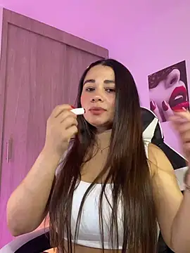 Snapshot of saray_mendozaa chatting on 27, 6, 2026 saray mendozaa online show from 27, 6, 2026