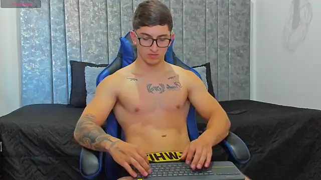 Calvin Hunter online show from 12, 4, 2026