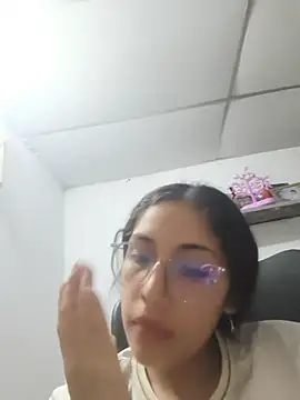 cristal adams11 online show from 8, 7, 2026