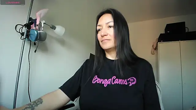 Yulian Milf online show from 21, 3, 2026