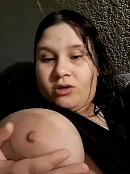 Snapshot of TUWACHA7777 chatting on 1, 3, 2026 TUWACHA7777 online show from 1, 3, 2026