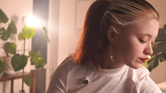 EleniRoeber online show from 27, 2, 2026