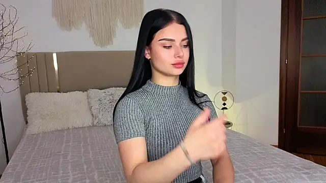 Snapshot of Silena_sky chatting on 10, 6, 2026 Silena sky online show from 10, 6, 2026