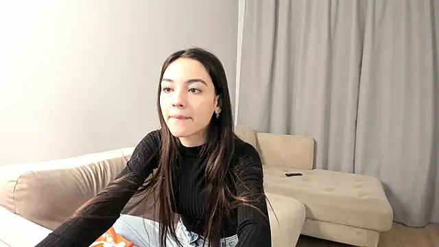 Snapshot of TreasaCrebs chatting on 3, 2, 2026 TreasaCrebs online show from 3, 2, 2026