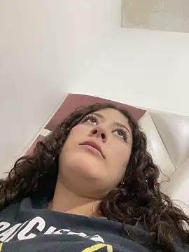 Snapshot of lizzy_luminair chatting on 24, 2, 2026 lizzy luminair online show from 24, 2, 2026