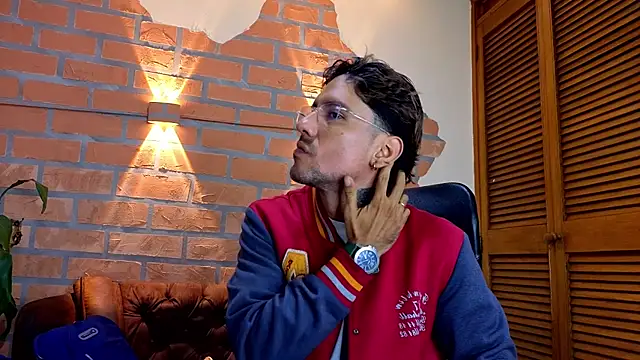 mister eithan online show from 7, 2, 2026