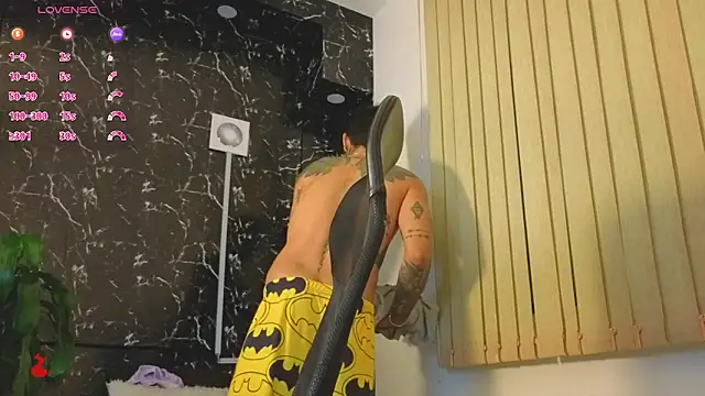 mister eithan online show from 17, 4, 2026