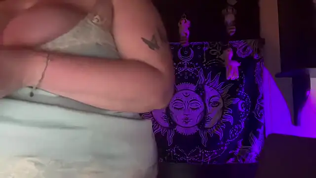 xopeachybaby online show from 3, 6, 2026