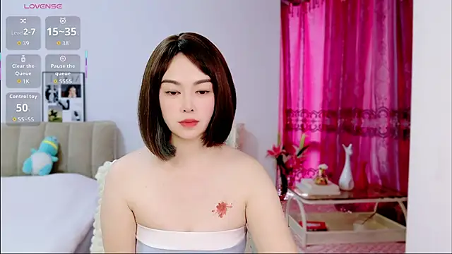 Snapshot of 10ve1y chatting on 10, 5, 2026 10ve1y online show from 10, 5, 2026