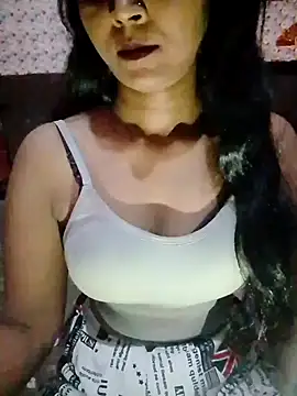 Ayesha Khan1 online show from 13, 4, 2026