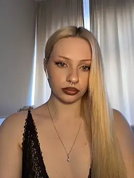 DayaFoxy online show from 30, 4, 2026
