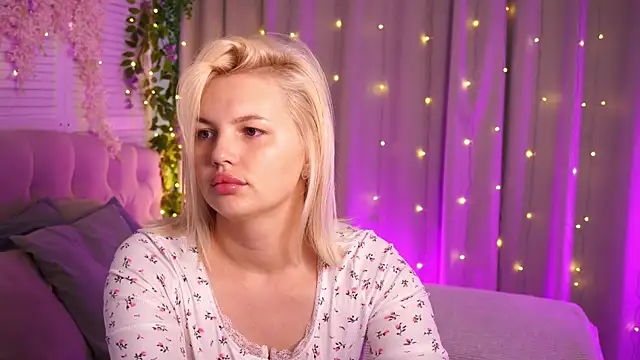 AmeliaWeells online show from 24, 5, 2026