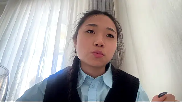 Snapshot of SweetMiaXO chatting on 18, 3, 2026 SweetMiaXO online show from 18, 3, 2026