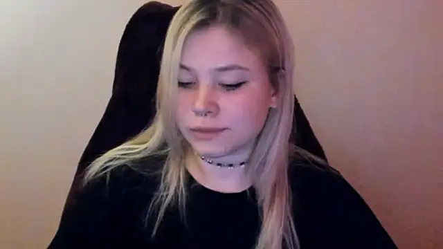 Snapshot of Lulu_Di chatting on 5, 2, 2026 Lulu Di online show from 5, 2, 2026