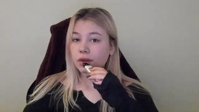 Snapshot of Lulu_Di chatting on 12, 2, 2026 Lulu Di online show from 12, 2, 2026