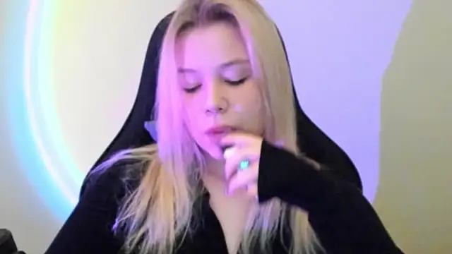 Snapshot of Lulu_Di chatting on 21, 2, 2026 Lulu Di online show from 21, 2, 2026