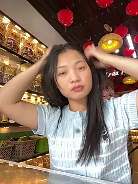 Lyn-be99 online show from 4, 4, 2026