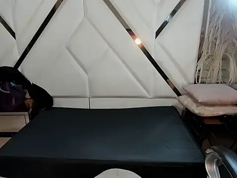 Snapshot of Shara_Oz chatting on 28, 2, 2026 Shara Oz online show from 28, 2, 2026