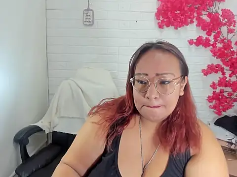 Shara Oz online show from 10, 4, 2026