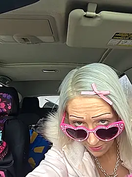 BeautifulFire23 online show from 8, 2, 2026