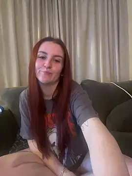 Snapshot of PoppySlut6999 chatting on 14, 2, 2026 PoppySlut6999 online show from 14, 2, 2026