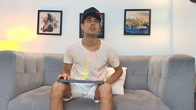 Snapshot of PRETTY_COCK1 chatting on 15, 2, 2026 PRETTY COCK1 online show from 15, 2, 2026