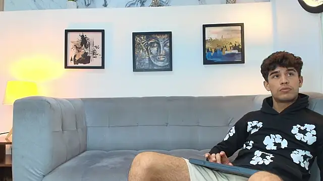 Snapshot of PRETTY_COCK1 chatting on 17, 2, 2026 PRETTY COCK1 online show from 17, 2, 2026