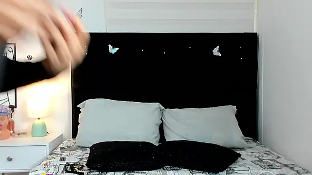 Snapshot of Brenda_Karter chatting on 20, 4, 2026 Brenda Karter online show from 20, 4, 2026