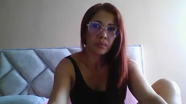 Snapshot of camila_star10 chatting on 3, 3, 2026 camila star10 online show from 3, 3, 2026