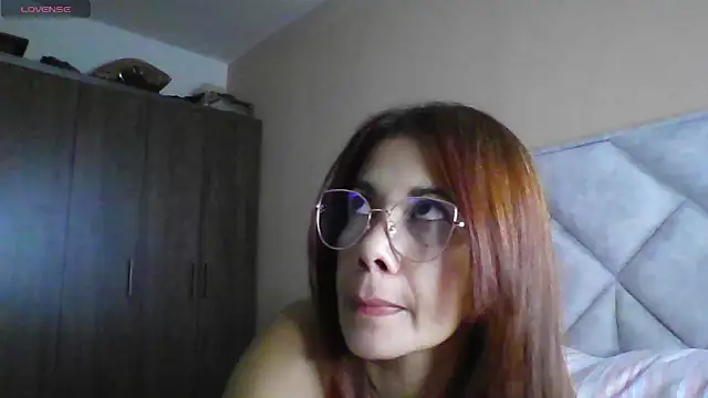 Snapshot of camila_star10 chatting on 28, 3, 2026 camila star10 online show from 28, 3, 2026