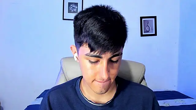 Snapshot of babyted272 chatting on 3, 2, 2026 babyted272 online show from 3, 2, 2026