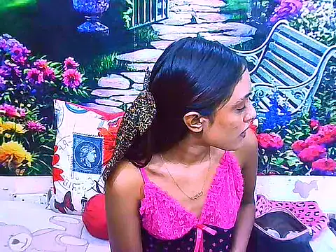 Snapshot of IndianPretty14u2Luv chatting on 12, 5, 2026 IndianPretty14u2Luv online show from 12, 5, 2026