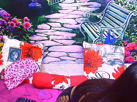 Snapshot of IndianPretty14u2Luv chatting on 21, 5, 2026 IndianPretty14u2Luv online show from 21, 5, 2026